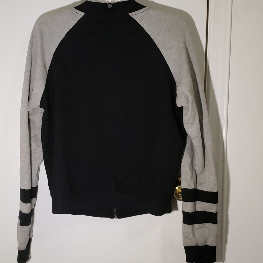 Jacket - Picture 2 of 5